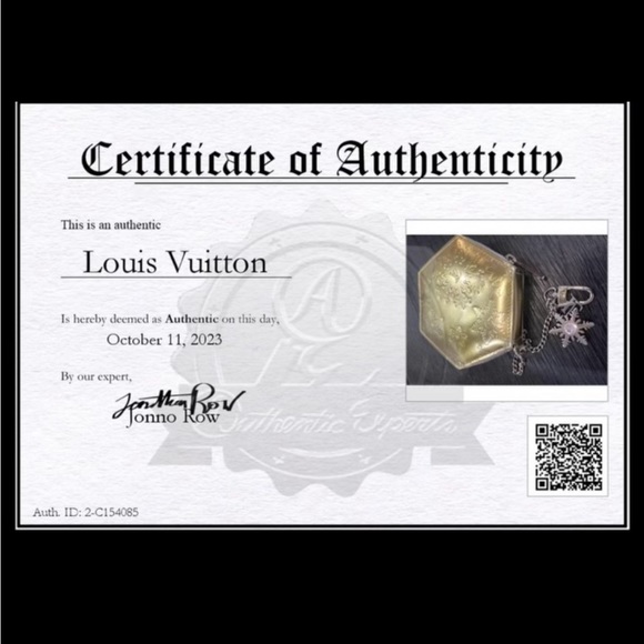 Authentic Louis Vuitton Gold Porte Monnaie Flocon Coin and Charm Pouch - Picture 13 of 13